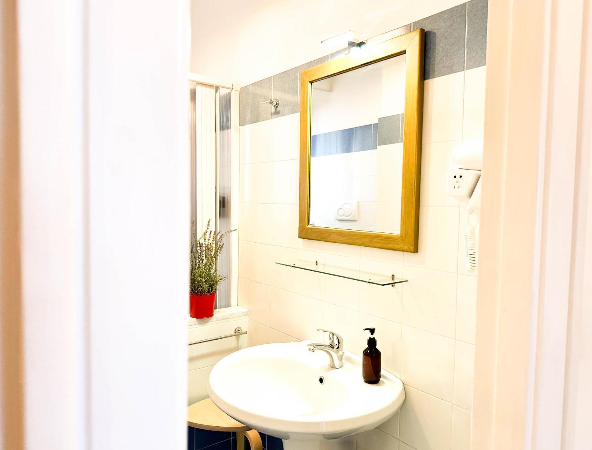 Gemma - Vatican Metro Xl Apartment - 4 Rooms- 13Pax Рим Екстериор снимка